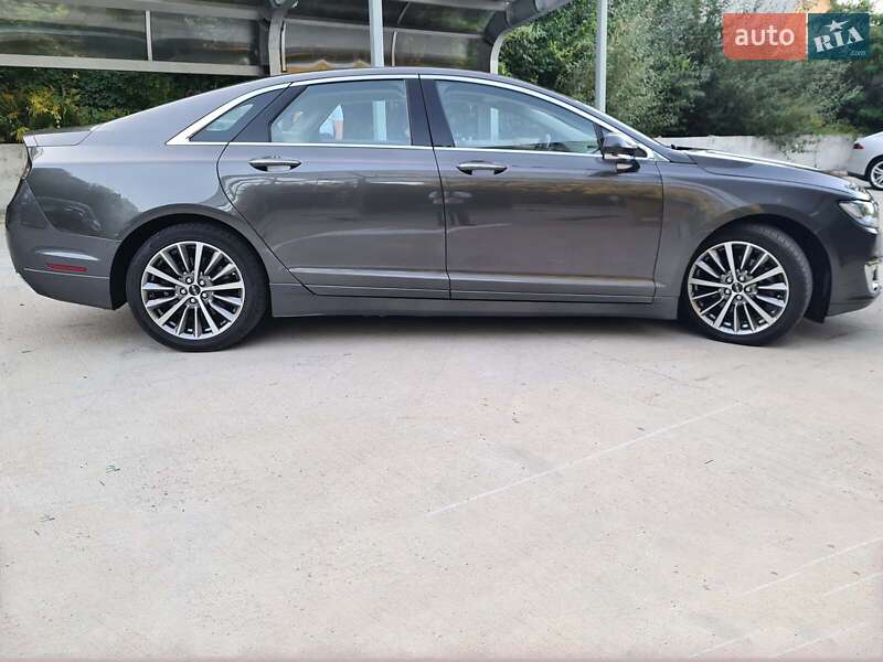Седан Lincoln MKZ 2017 в Киеве