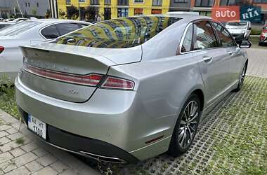 Седан Lincoln MKZ 2017 в 