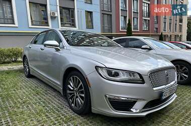 Седан Lincoln MKZ 2017 в 