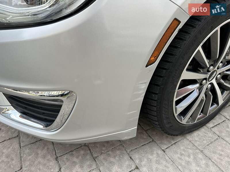 Седан Lincoln MKZ 2017 в Львове