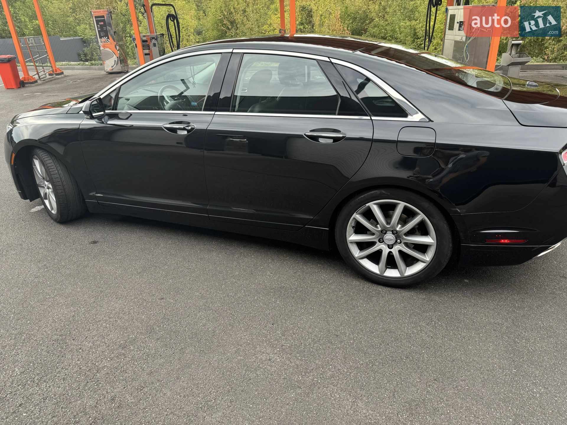 2013 Lincoln MKZ - мініатюра 9