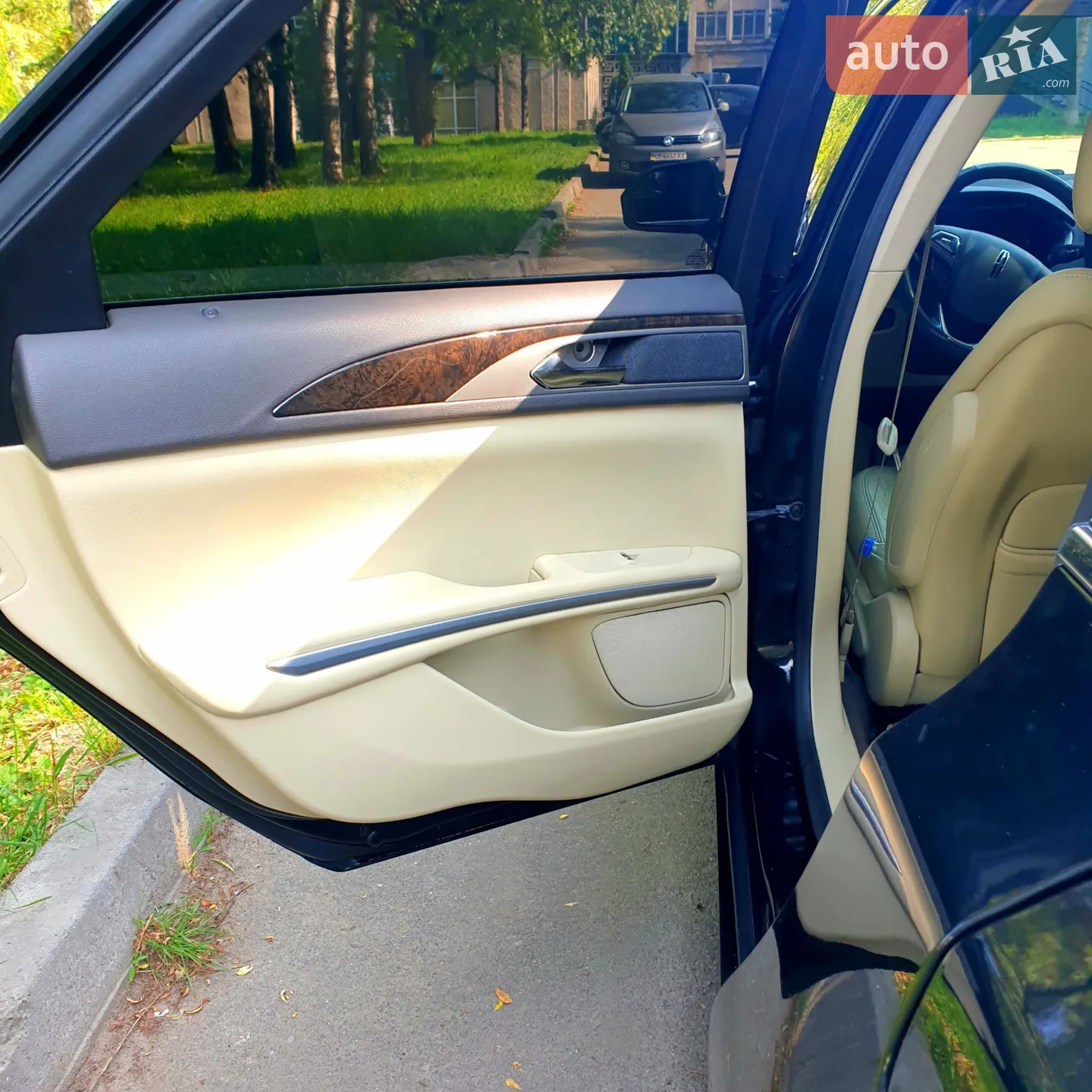 2014 Lincoln MKZ - мініатюра 8