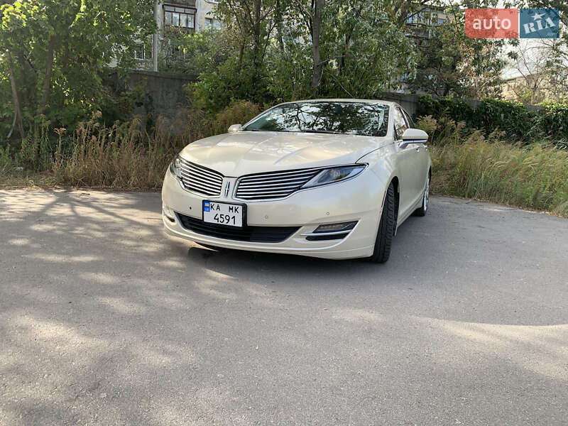 Седан Lincoln MKZ 2015 в Києві