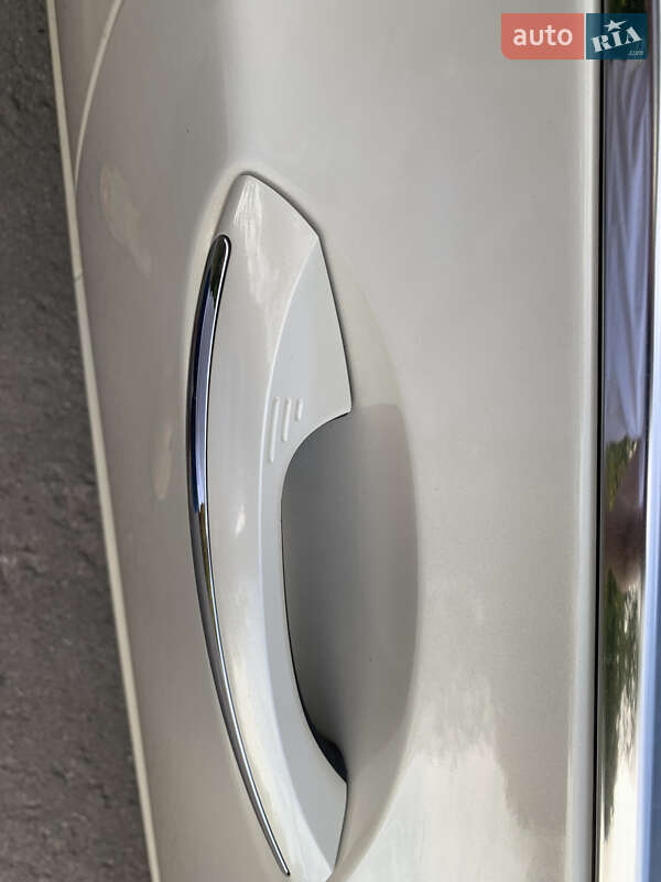 Седан Lincoln MKZ 2015 в Києві