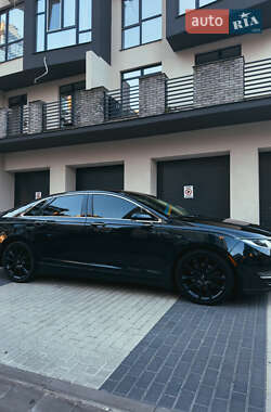 Седан Lincoln MKZ 2014 в 