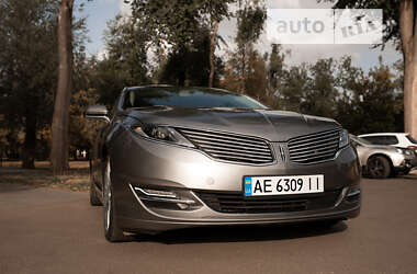 Седан Lincoln MKZ 2015 в Кривом Роге