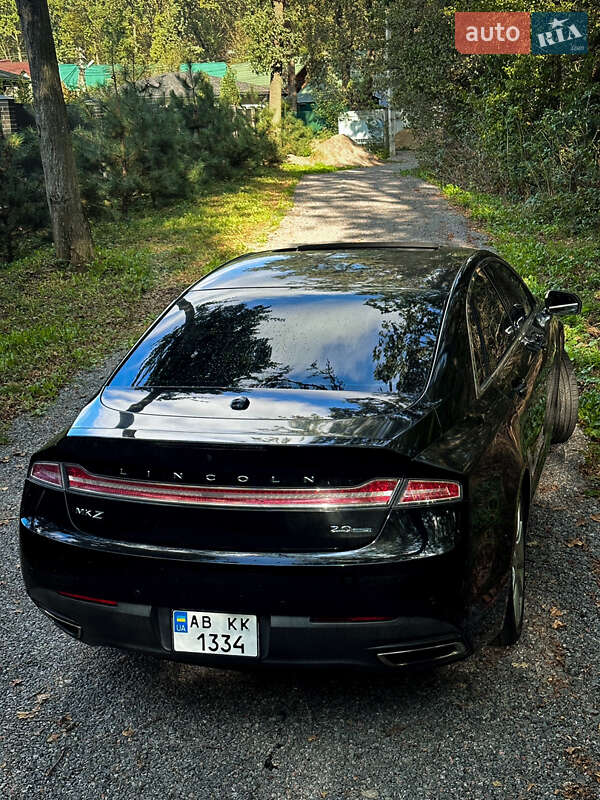 Седан Lincoln MKZ 2014 в Виннице