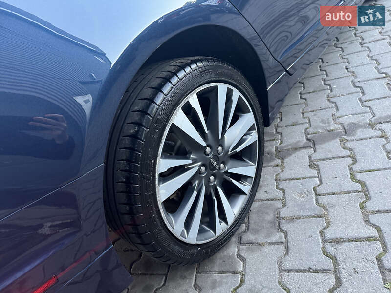 Седан Lincoln MKZ 2016 в Киеве