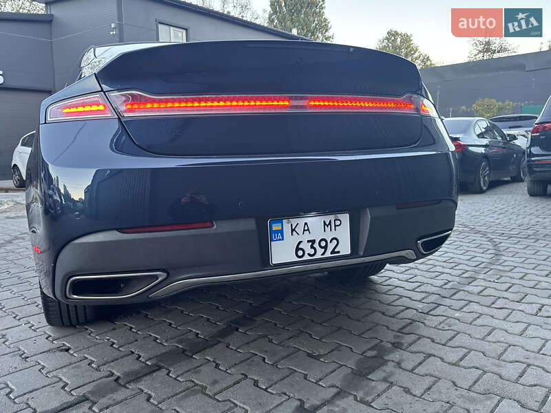 Седан Lincoln MKZ 2016 в Киеве
