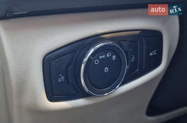 Седан Lincoln MKZ 2015 в 