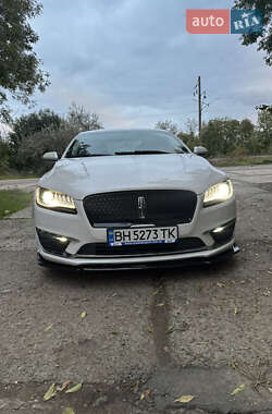 Седан Lincoln MKZ 2016 в 