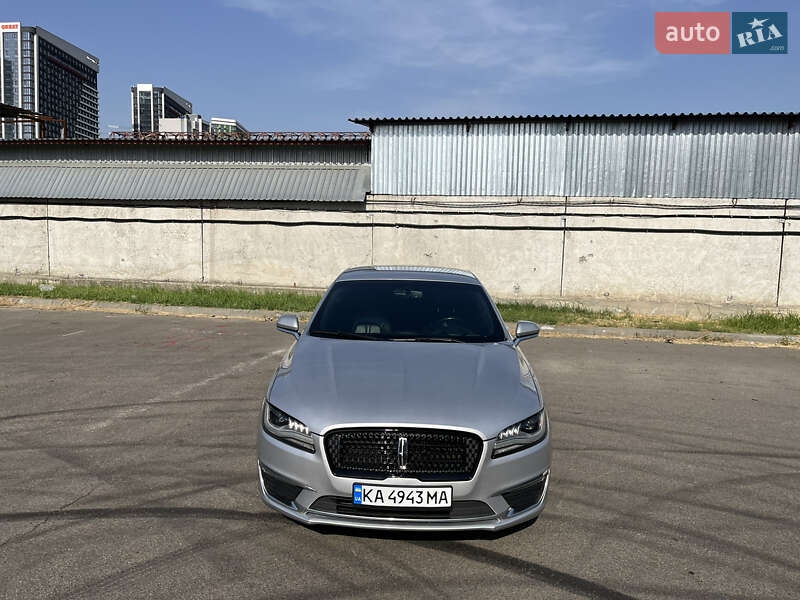 Седан Lincoln MKZ 2016 в Киеве