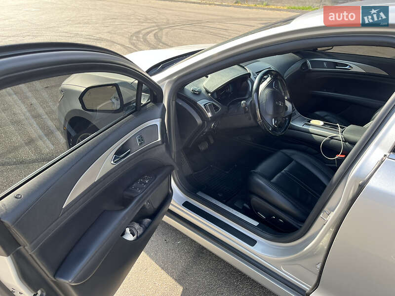 Седан Lincoln MKZ 2016 в Киеве