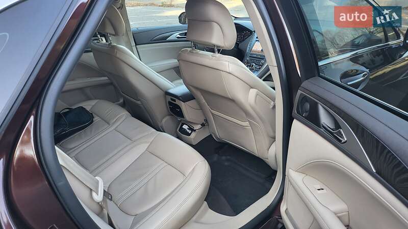 Седан Lincoln MKZ 2019 в Киеве