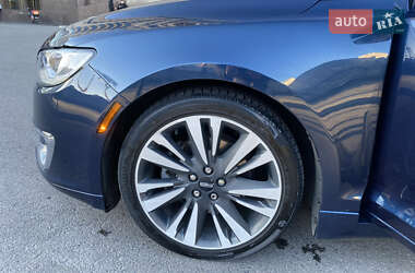 Седан Lincoln MKZ 2016 в 