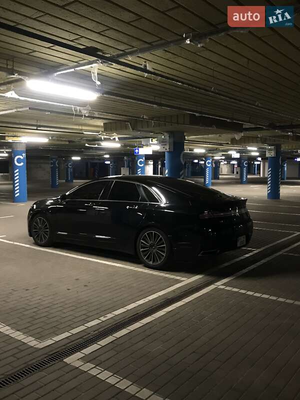 Седан Lincoln MKZ 2016 в Києві