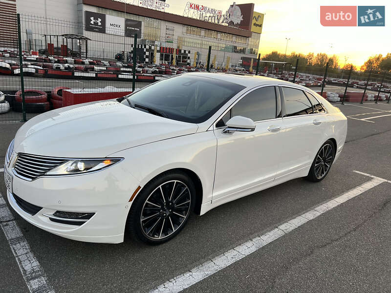 Lincoln MKZ 2012