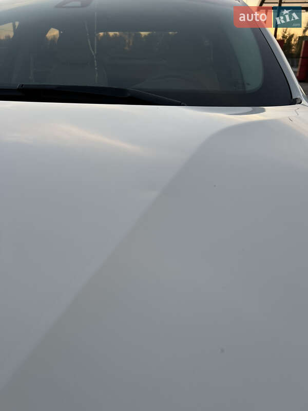 Седан Lincoln MKZ 2012 в Киеве