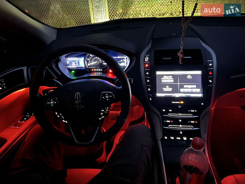 Седан Lincoln MKZ 2012 в Киеве