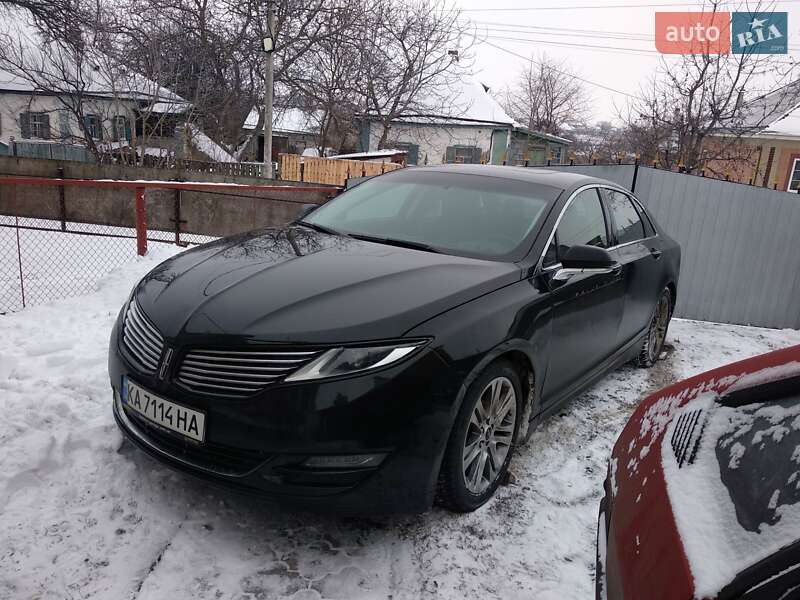 Lincoln MKZ 2014