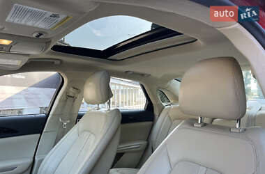 Седан Lincoln MKZ 2013 в 