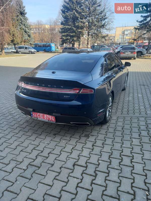 Седан Lincoln MKZ 2017 в Чернівцях