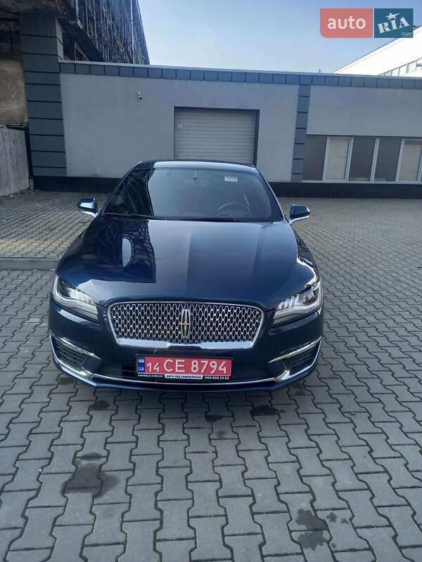 Седан Lincoln MKZ 2017 в Чернівцях