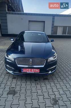 Седан Lincoln MKZ 2017 в 