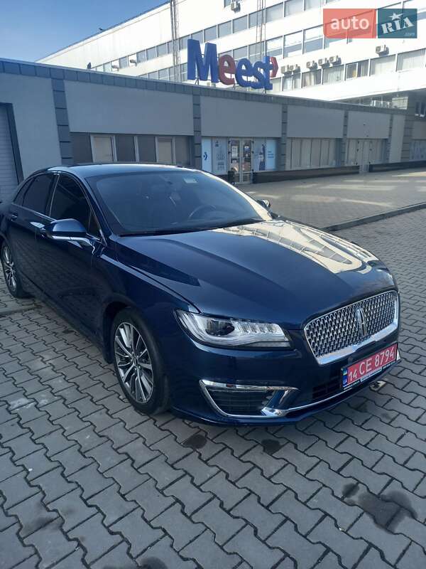 Седан Lincoln MKZ 2017 в Чернівцях