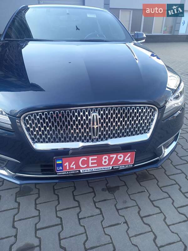Седан Lincoln MKZ 2017 в Чернівцях