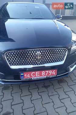 Седан Lincoln MKZ 2017 в 