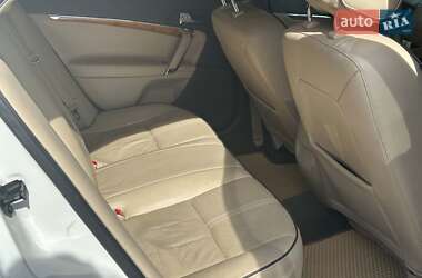 Седан Lincoln MKZ 2012 в 
