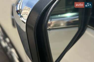 Седан Lincoln MKZ 2012 в 