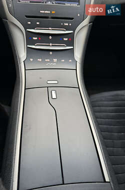 Седан Lincoln MKZ 2014 в 