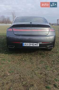 Седан Lincoln MKZ 2014 в 