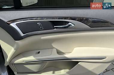 Седан Lincoln MKZ 2014 в 