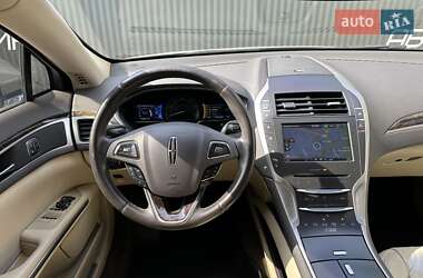 Седан Lincoln MKZ 2014 в 