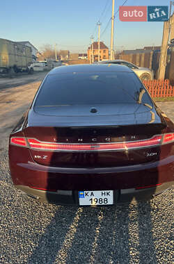 Седан Lincoln MKZ 2013 в 