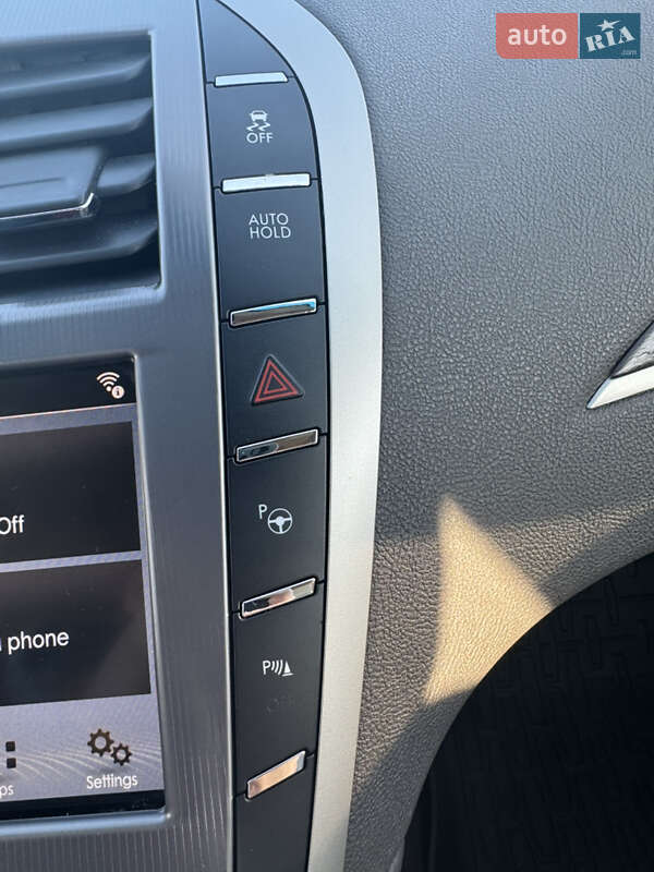 Седан Lincoln MKZ 2019 в Києві