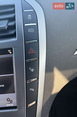 Седан Lincoln MKZ 2019 в 