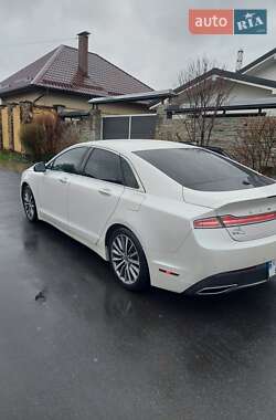 Седан Lincoln MKZ 2018 в 