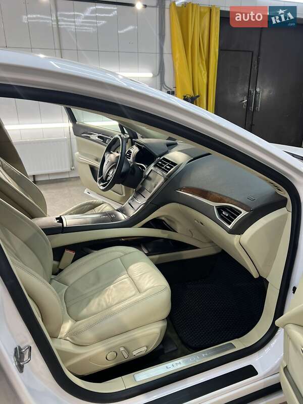 Седан Lincoln MKZ 2013 в Харькове