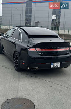 Седан Lincoln MKZ 2014 в 