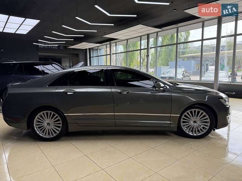 Седан Lincoln MKZ 2016 в Днепре