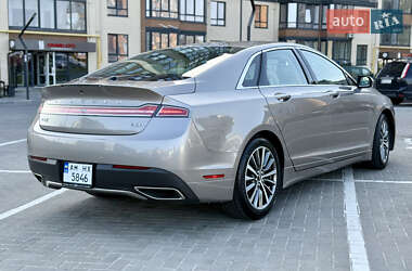 Седан Lincoln MKZ 2019 в 