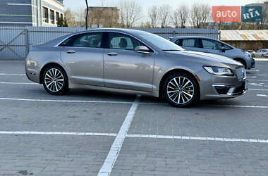 Седан Lincoln MKZ 2019 в 
