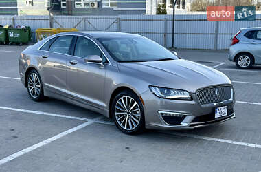 Седан Lincoln MKZ 2019 в 