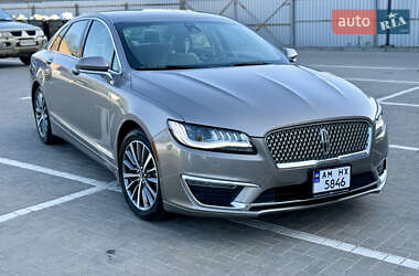 Седан Lincoln MKZ 2019 в 