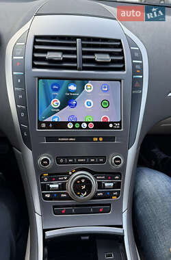 Седан Lincoln MKZ 2019 в 