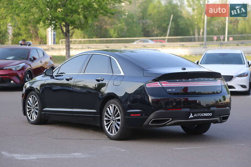 Седан Lincoln MKZ 2016 в Киеве